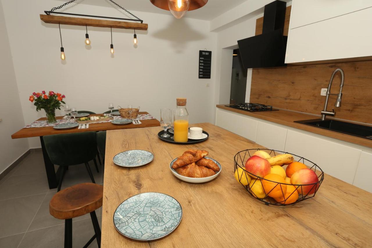 Apartman Luce Trogir Exterior photo